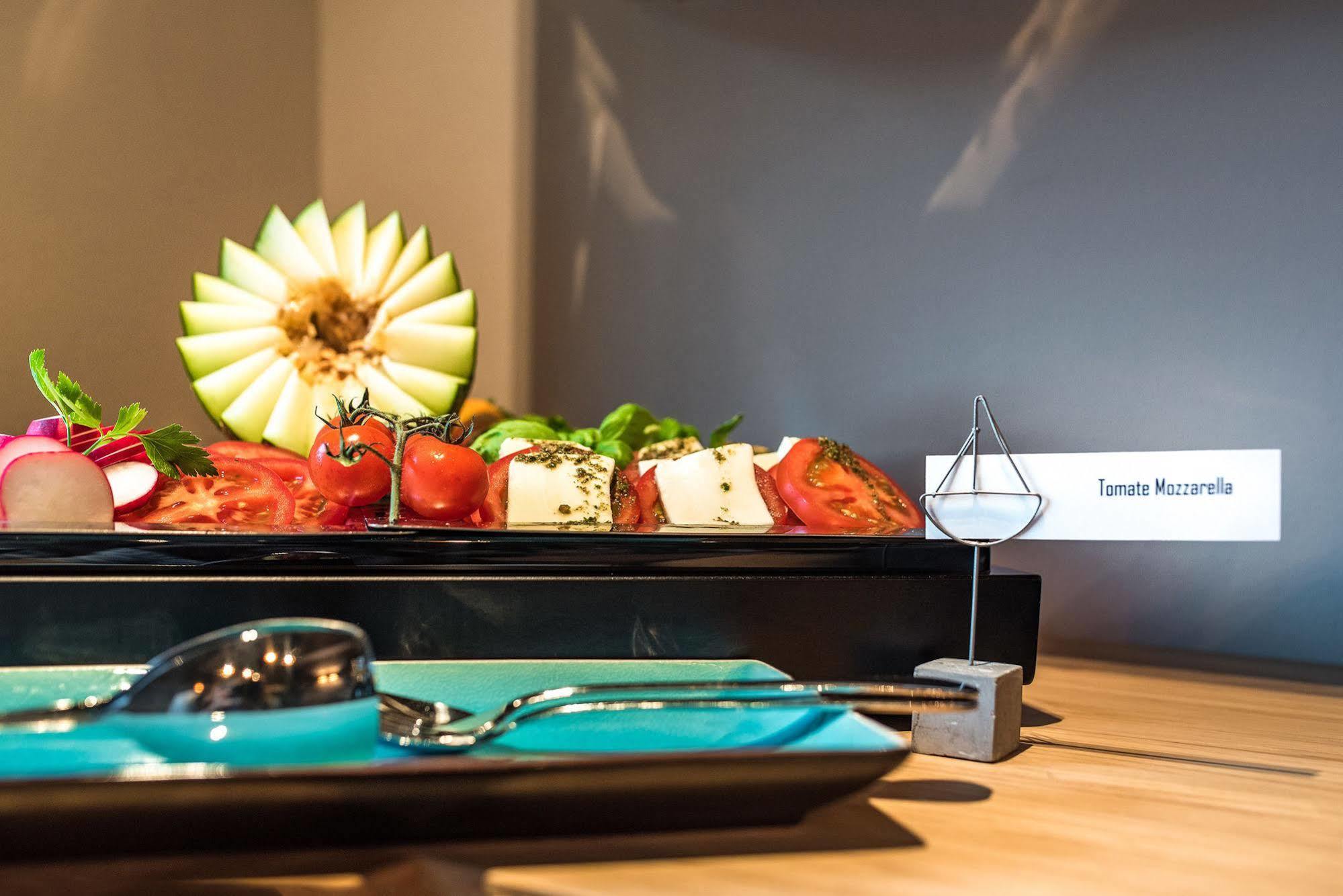 Strandhotel Luv 티멘도르프스트랜드 외부 사진